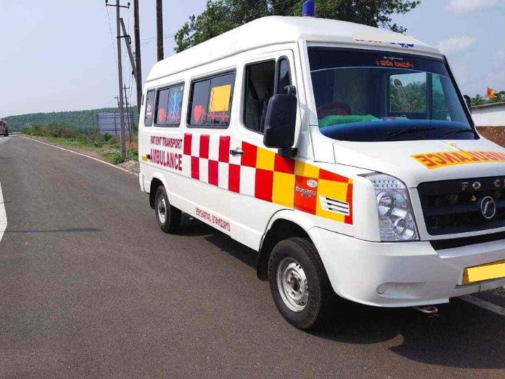 Doctors & Paramedics